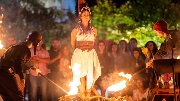 Foto: Retirada de www.facebook.com/memoriasdahistoriatorresnovas/ 