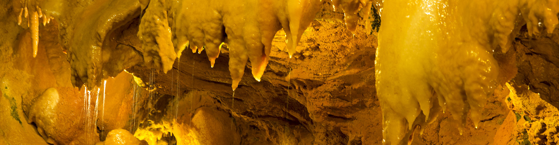 GRUTAS DA MOEDA (COIN CAVES) 