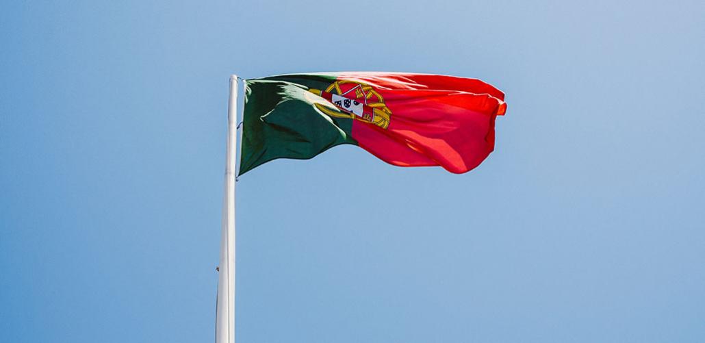 O português é a língua oficial de quase uma dezena de países?