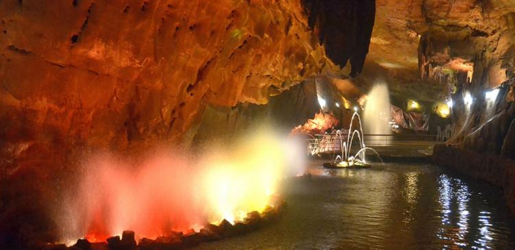 Grutas de Mira D’Aire 